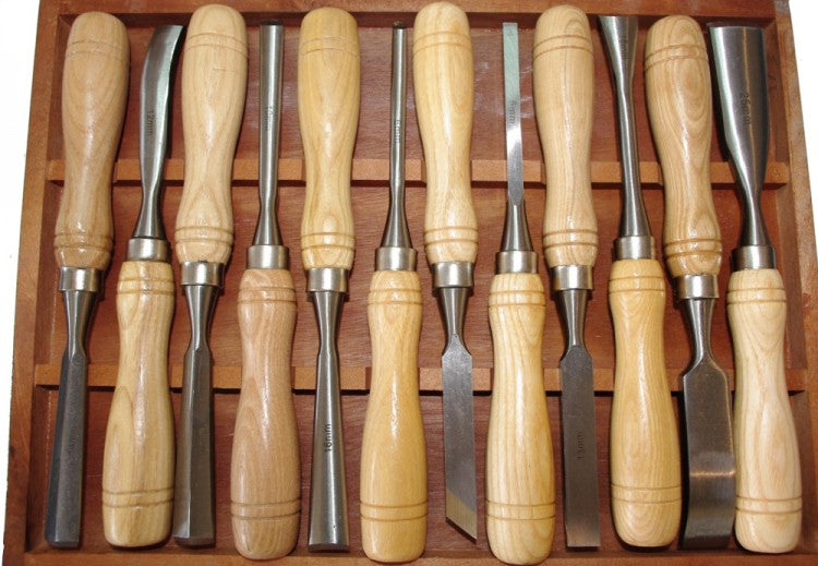 BGS 52712 Satz Schnitzwerkzeug Schnitzmesser Beitel 12 teilig in Holzkiste