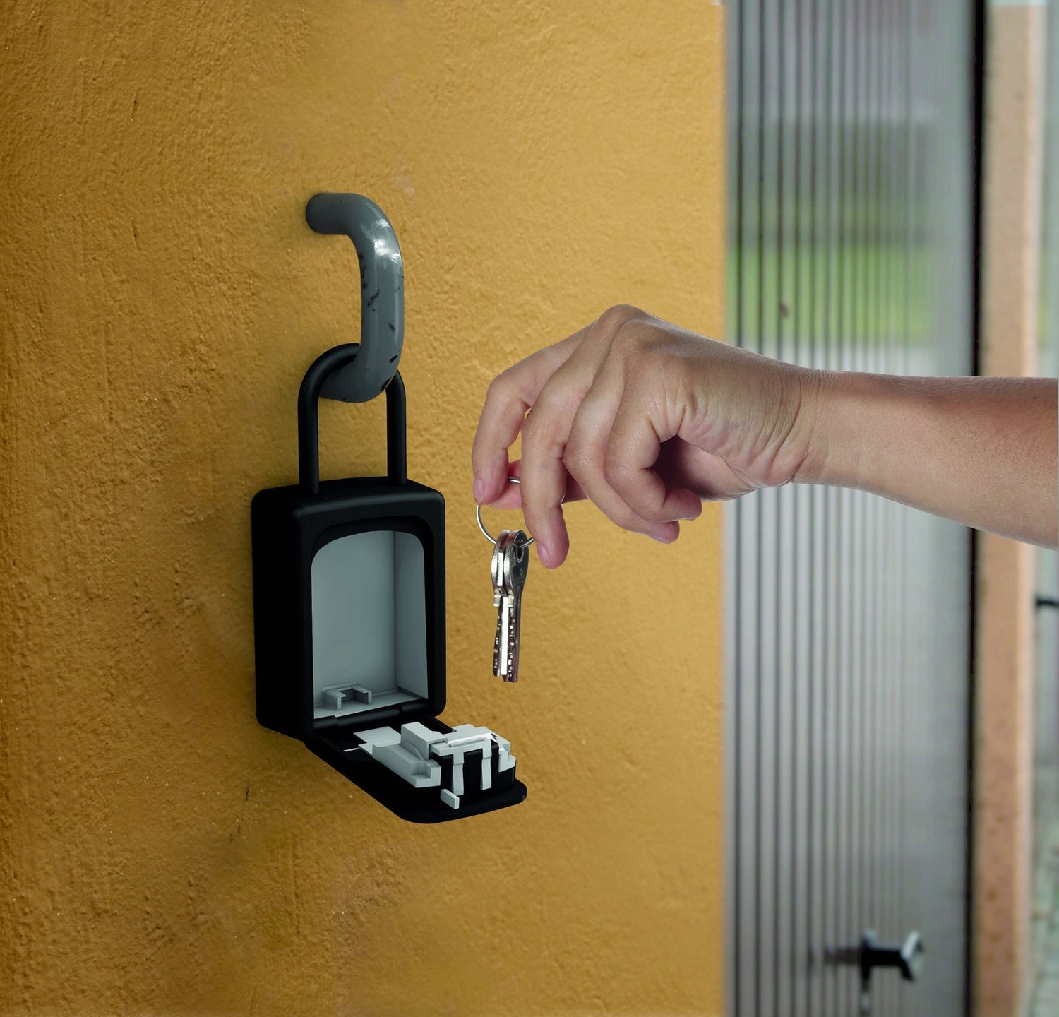 BASI 2101-0005-1100 Schlüsselsafe SSZ 200B Schwarz mit Zahlenschloss und Bügel