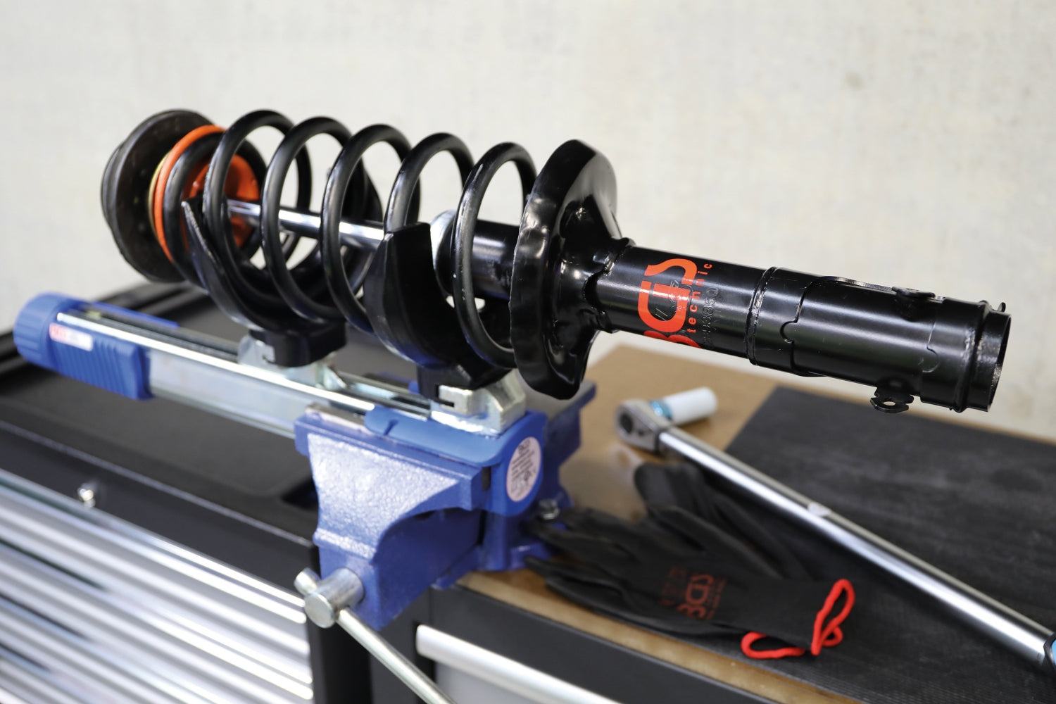 BGS 1144 Satz Federspanner 1800kg für zylindrische Spiralfedern