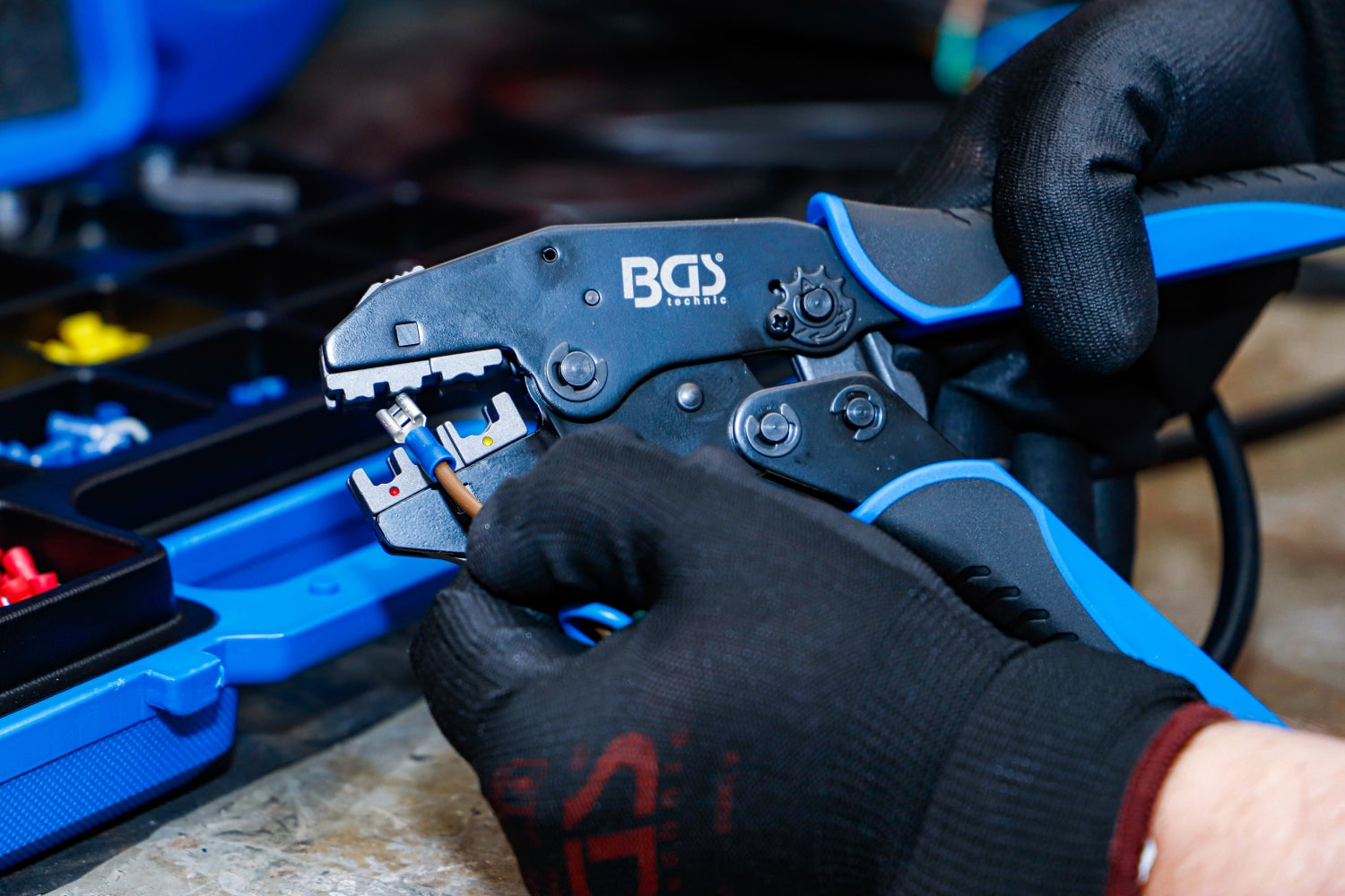 BGS 1411 Satz / Sortiment 1000 Kabelschuhe inkl. Kabelschuhzange mit Wechselbacken