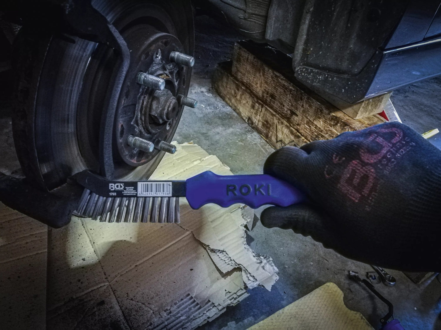 BGS 1793 Drahtbürste für Bremssättel zum Reinigen - extra schmal