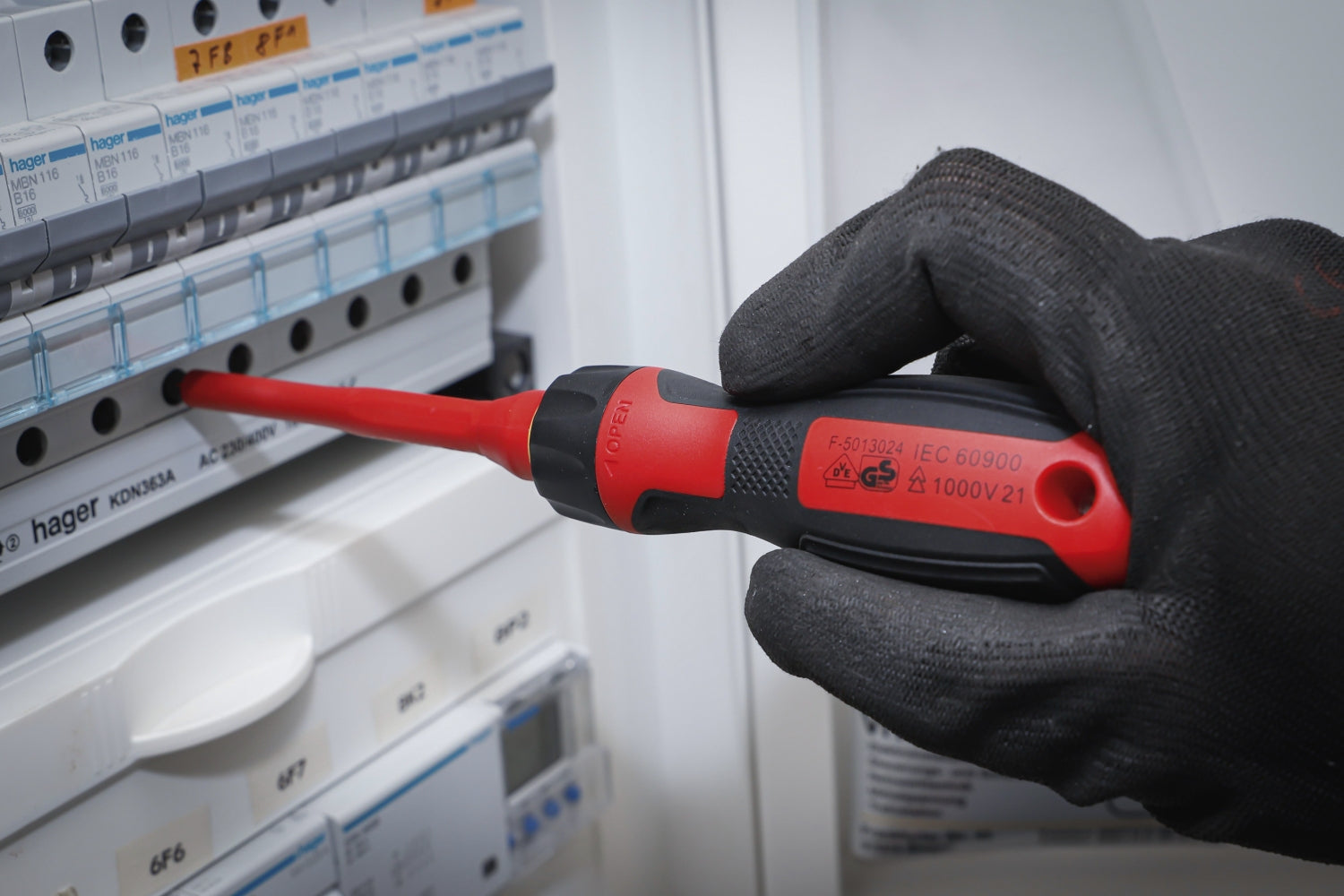 BGS 35813 Satz VDE Schraubendreher mit Wechselklingen 8 teilig