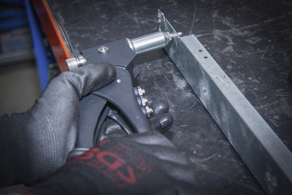 BGS 438 Satz Nietzange für Standardnieten, Nietmuttern und Nietbolzen