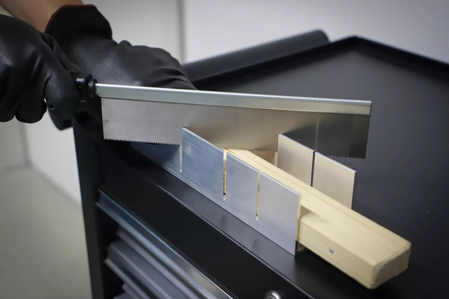 BGS 50860 Gehrungslade aus Aluminium 245 x 65 x 55mm