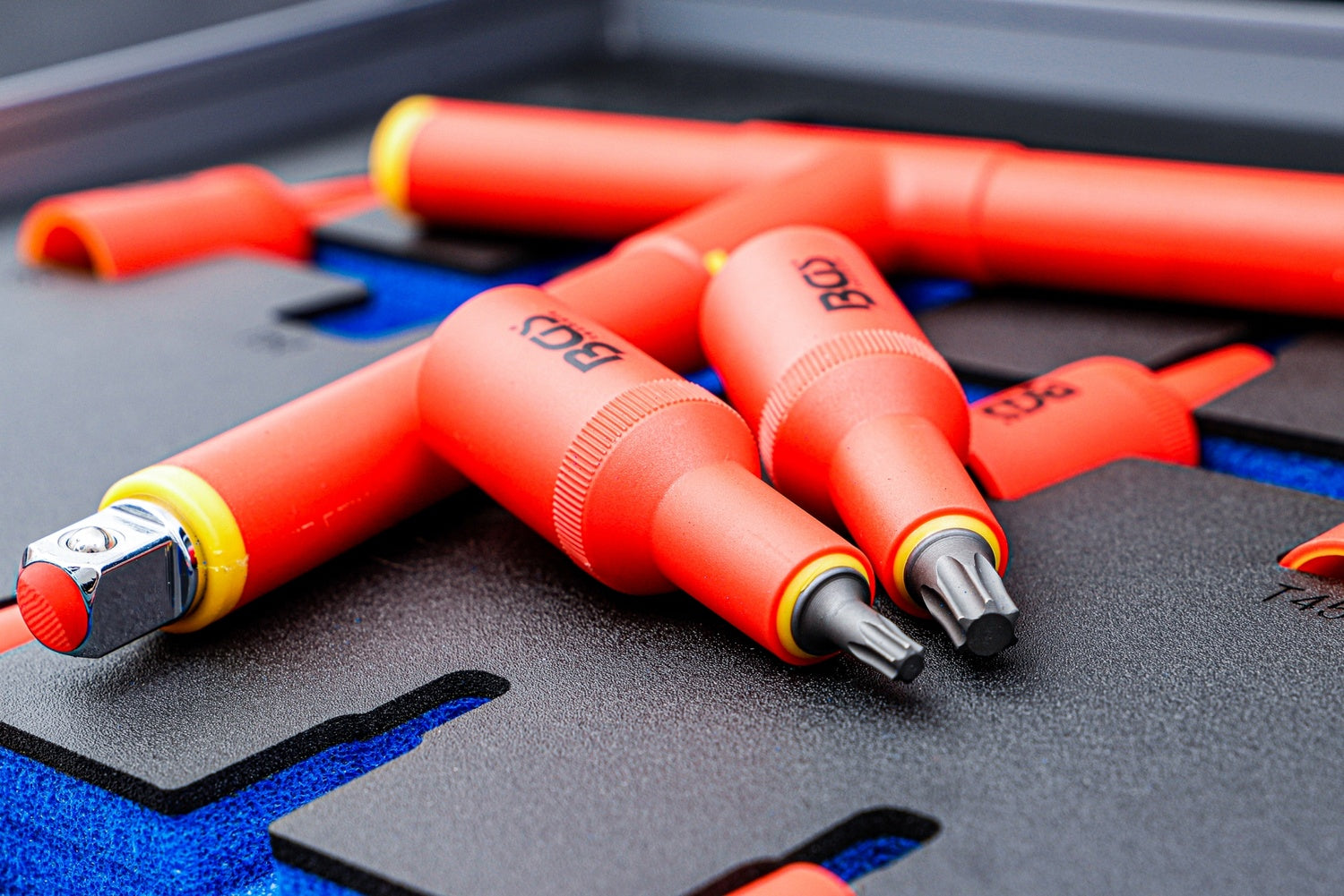 BGS 70217 VDE Satz Biteinsatz Antrieb Innenvierkant 12,5mm (1/2") T-Profil (für Torx) T20 - T55