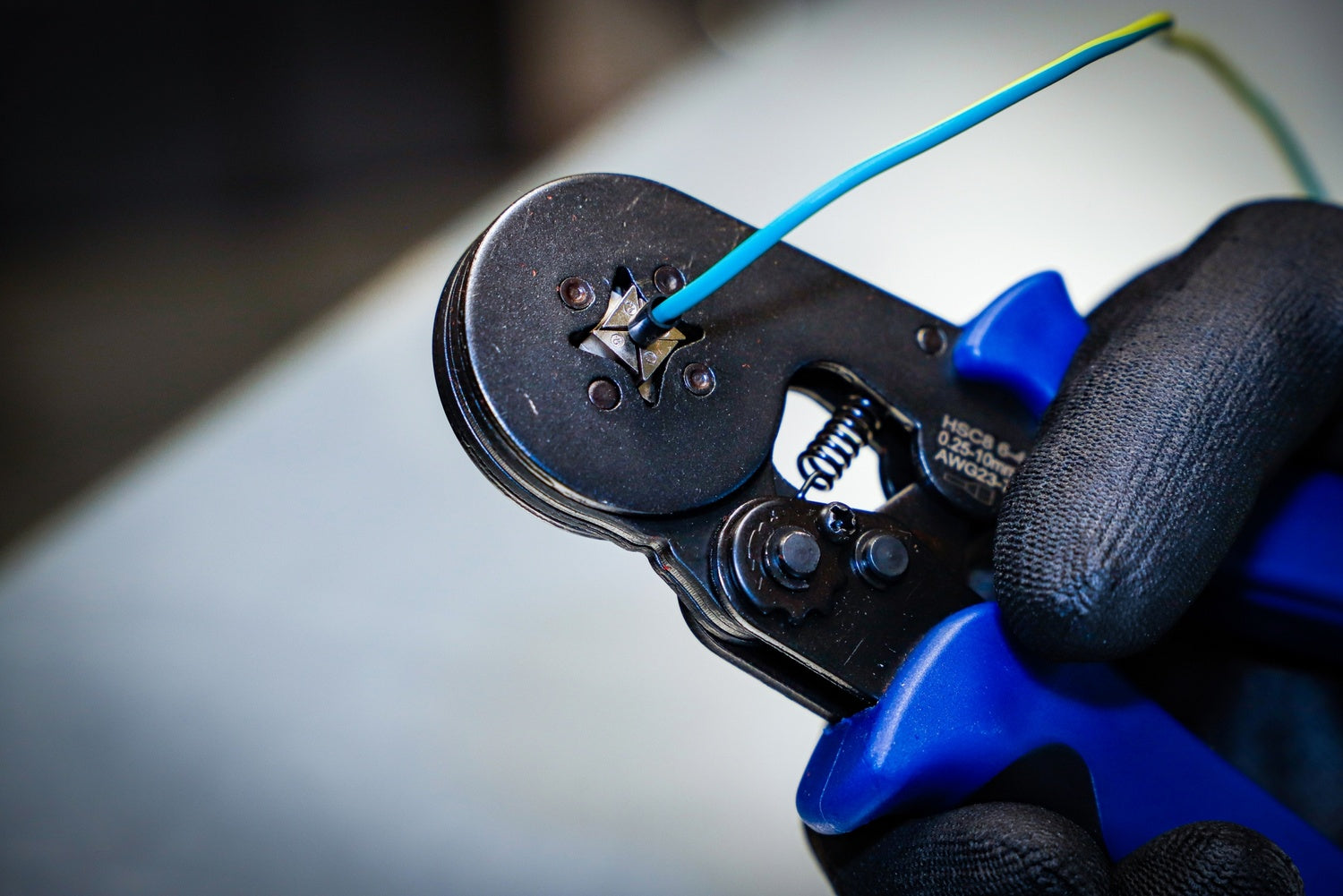 BGS 71000 Crimpzange für Aderendhülsen 0,25-10mm² Vierkant mit 1200 Aderendhülsen