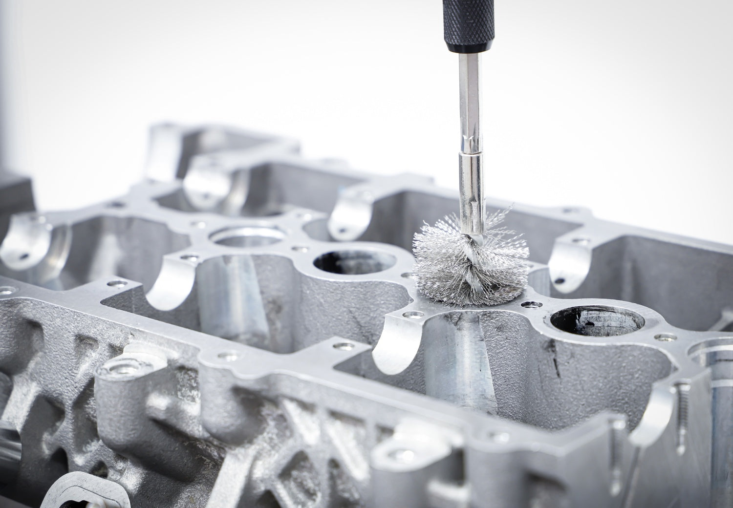 BGS 72098 Satz zum Reinigen von Injektorsitzen und Schächten Dieselmotoren