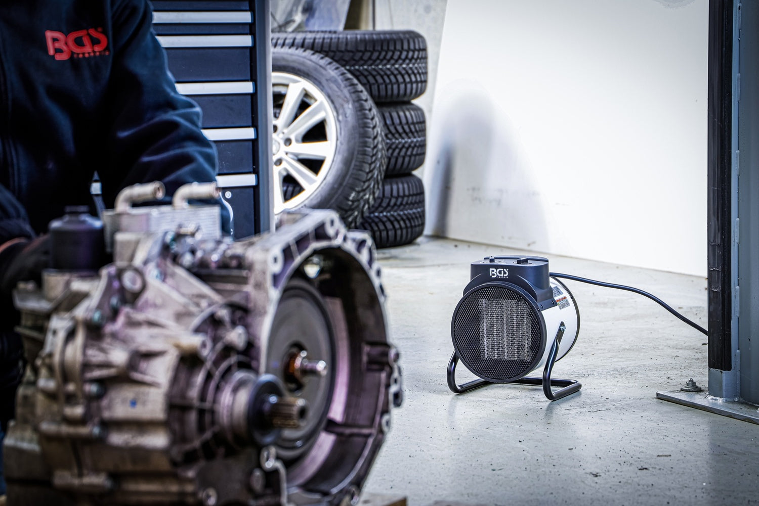 BGS 73371 Heizlüfter elektrisch Heizung 3000 Watt IP20 2 Heizstufen tragbar