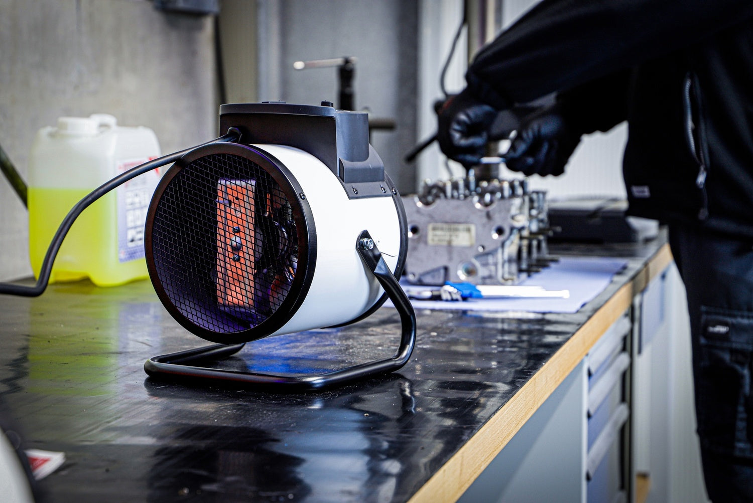 BGS 73371 Heizlüfter elektrisch Heizung 3000 Watt IP20 2 Heizstufen tragbar