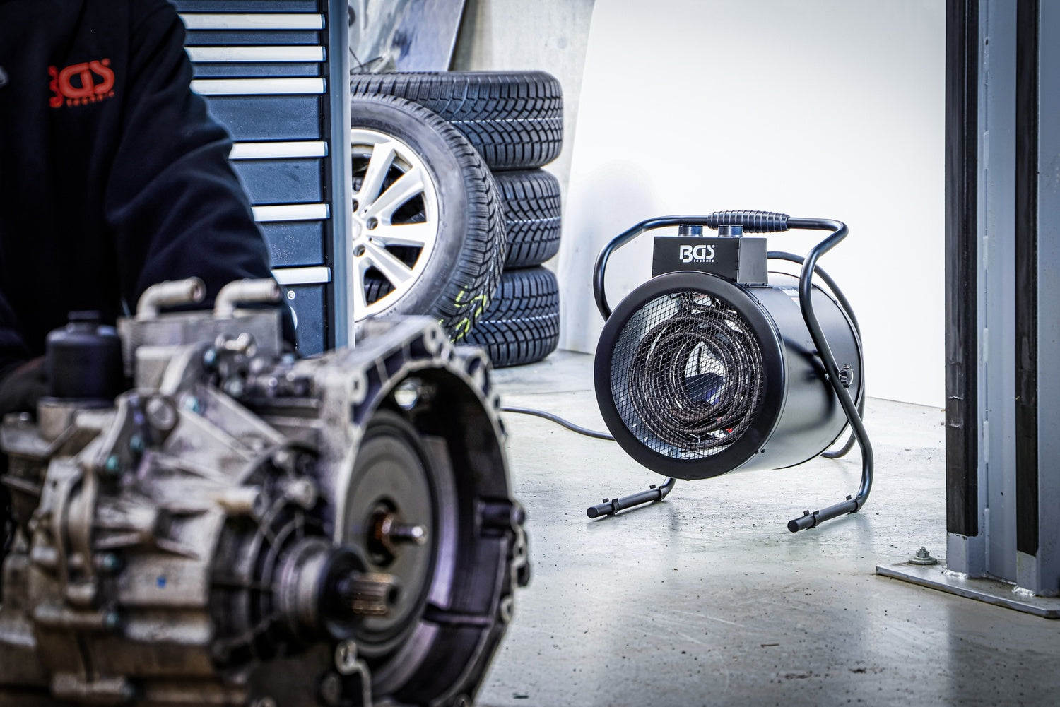 BGS 73373 Heizlüfter elektrisch Heizung 9000 Watt IPX4 2 Heizstufen tragbar