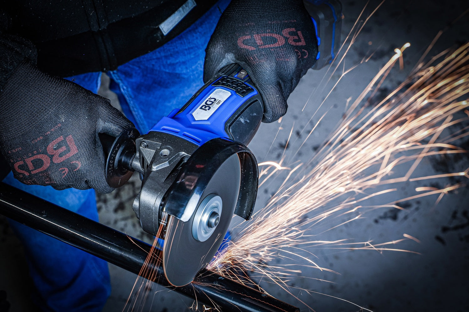 BGS 7377 Akku Winkelschleifer bürstenlos ohne Akku 18V Trennschleifer