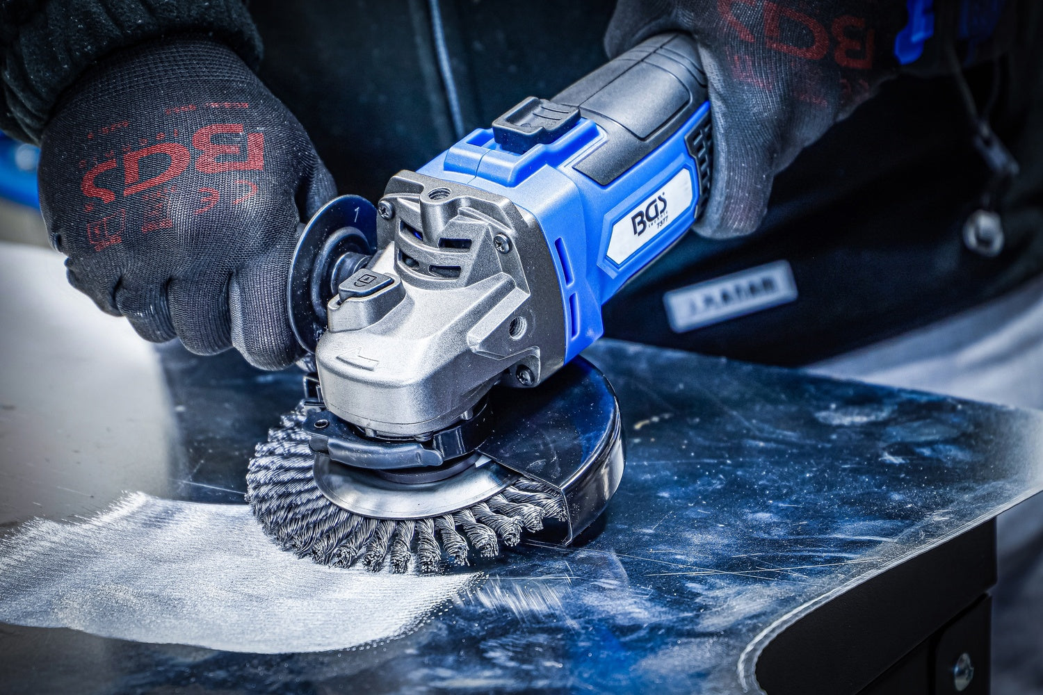 BGS 7377 Akku Winkelschleifer bürstenlos ohne Akku 18V Trennschleifer
