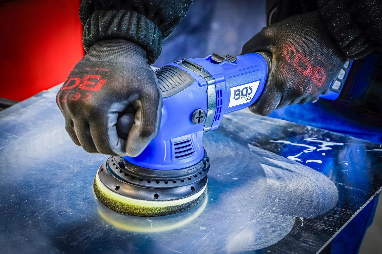 BGS 7394 Satz Akku Exzenter Poliermaschine bürstenlos mit Akku & Schnell Ladegerät 18 Volt