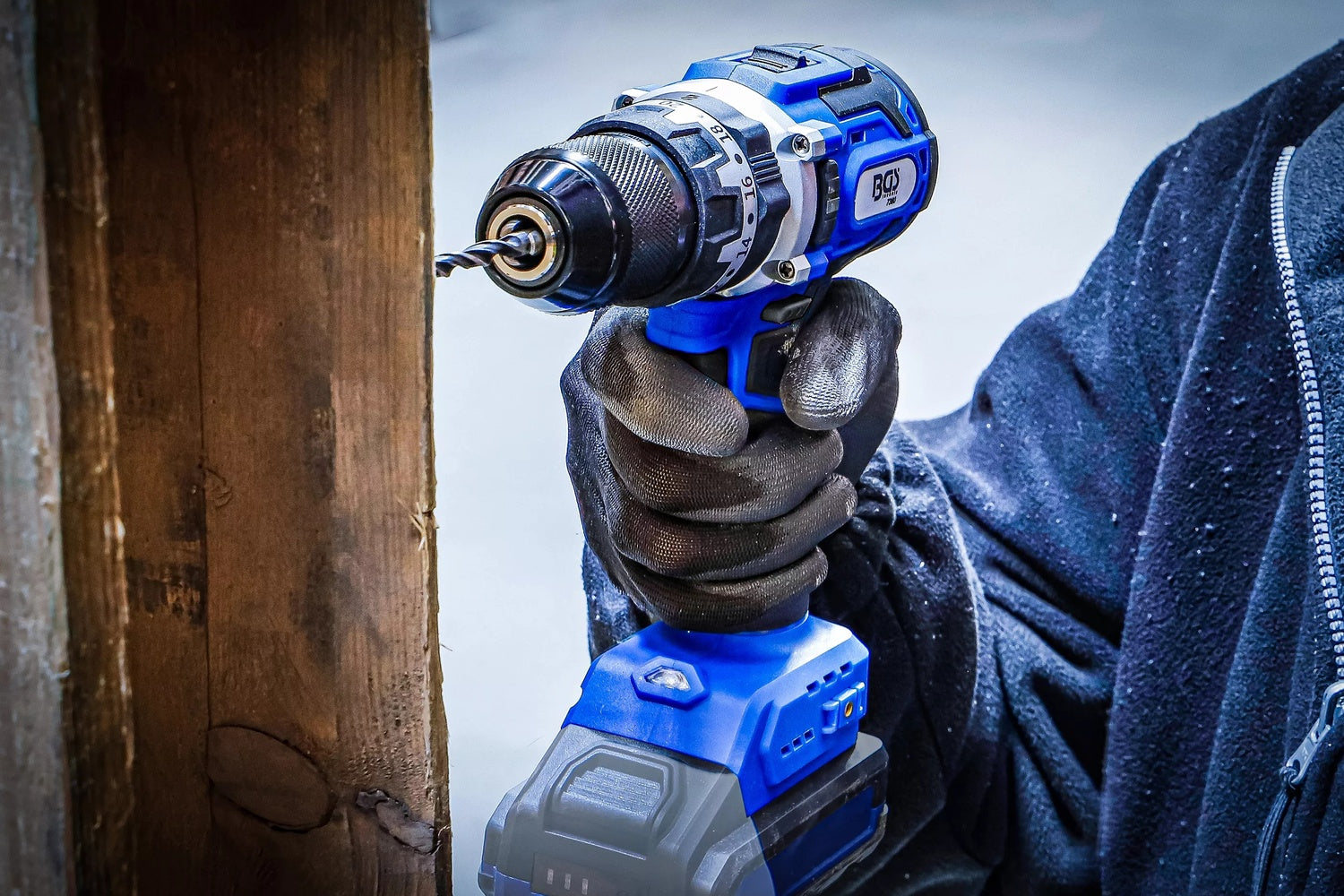 BGS 7397 Satz Akku Schlagschrauber bürstenlos mit Akku & Schnell Ladegerät 65Nm 18 Volt