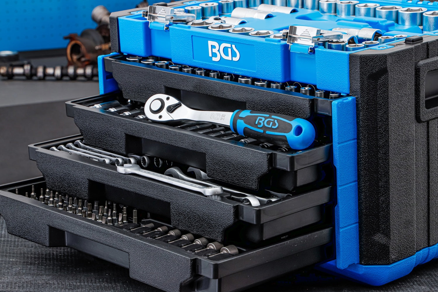 BGS 74000 Satz Steckschlüssel Sechskant Antrieb 6,3mm (1/4") 10mm (3/8") 12,5mm (1/2") Metrisch und Zollgrößen