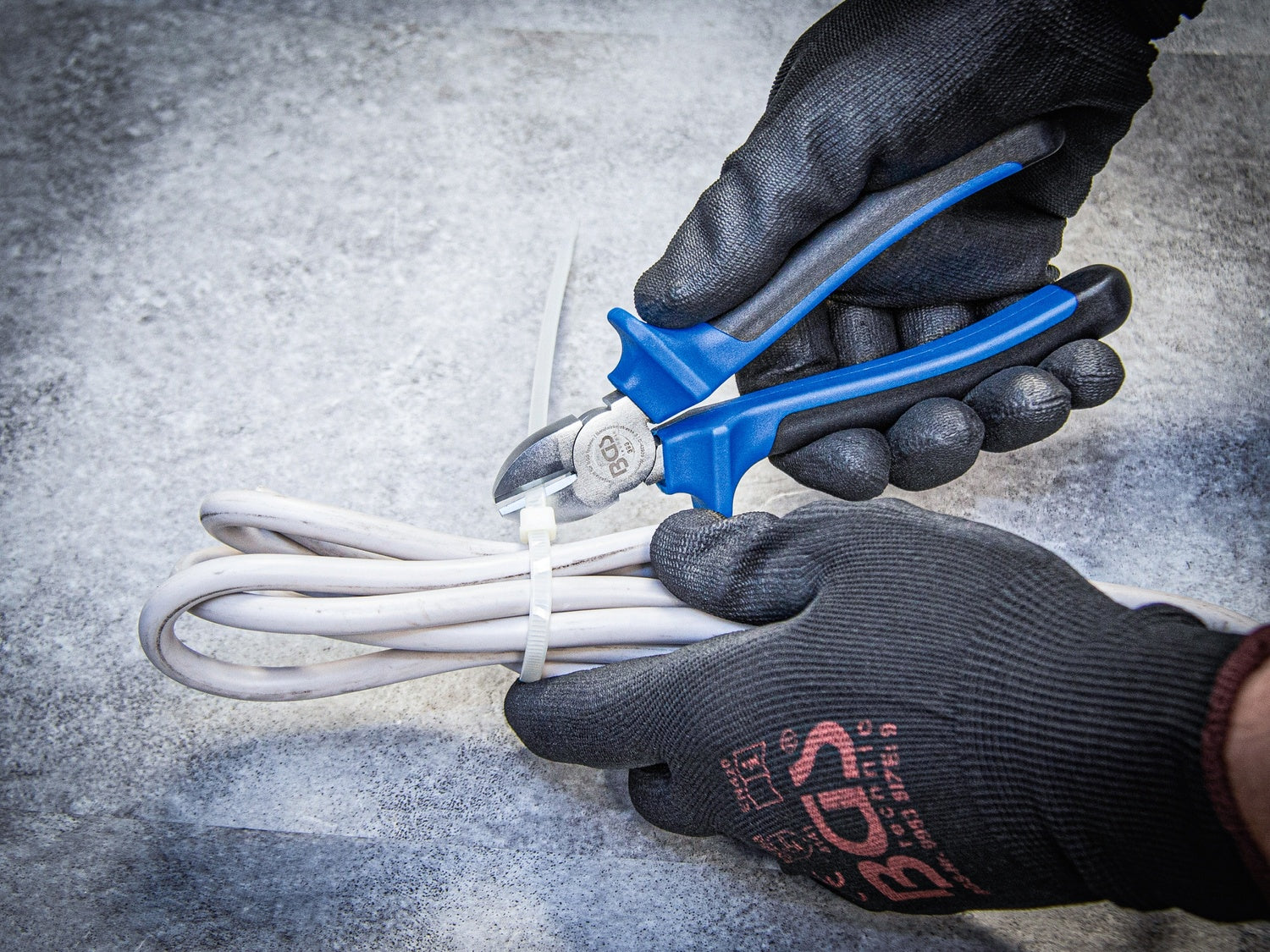 BGS 74256 Satz Zangen Seitenschneider Kombinationszange Telefonzange Wasserpumpenzange