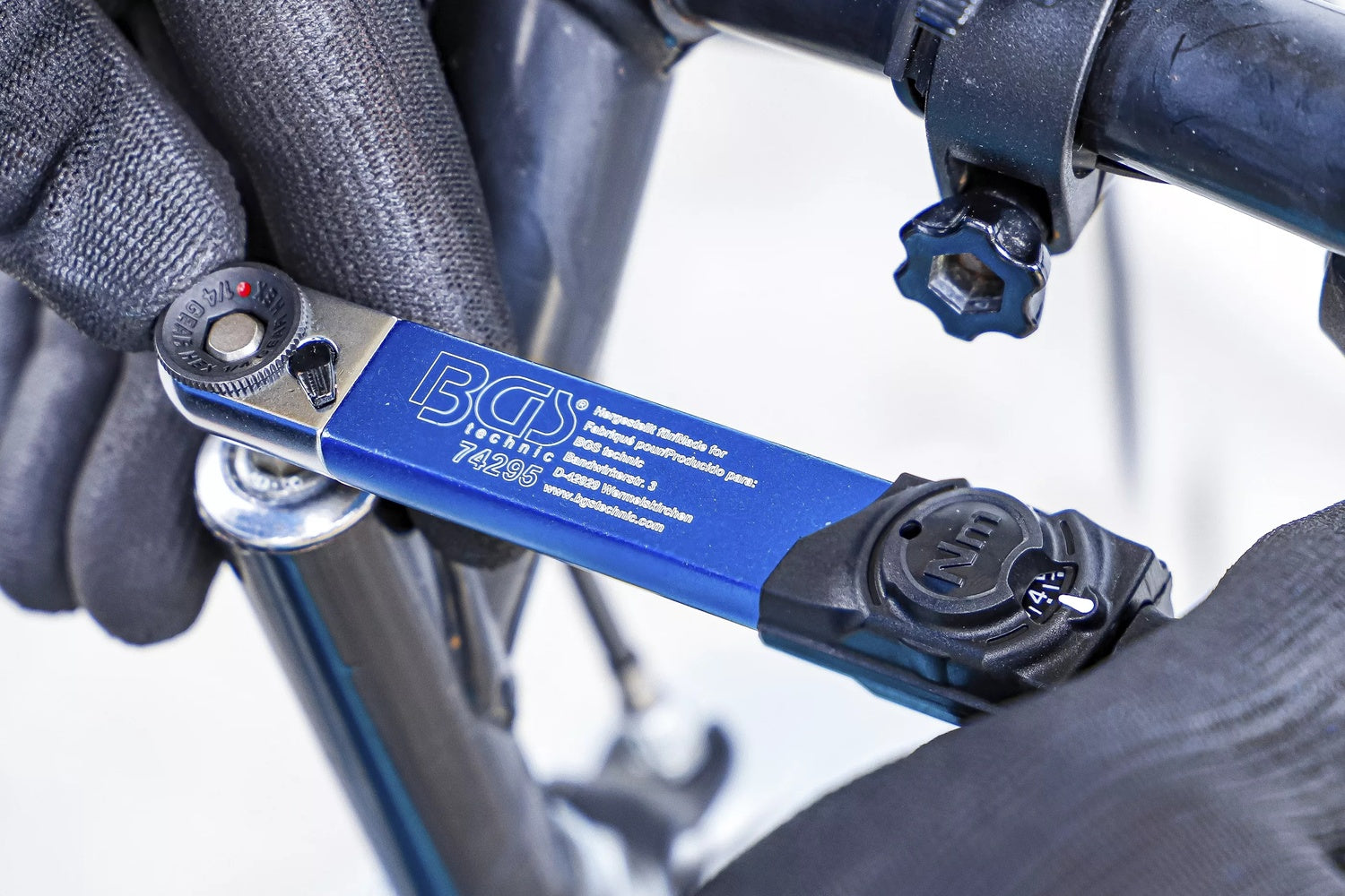 BGS 74295 Satz Drehmomentschlüssel Abtrieb Außenvierkant 6,3mm (1/4") 2 - 10 Nm mit Bitsatz 9 teilig