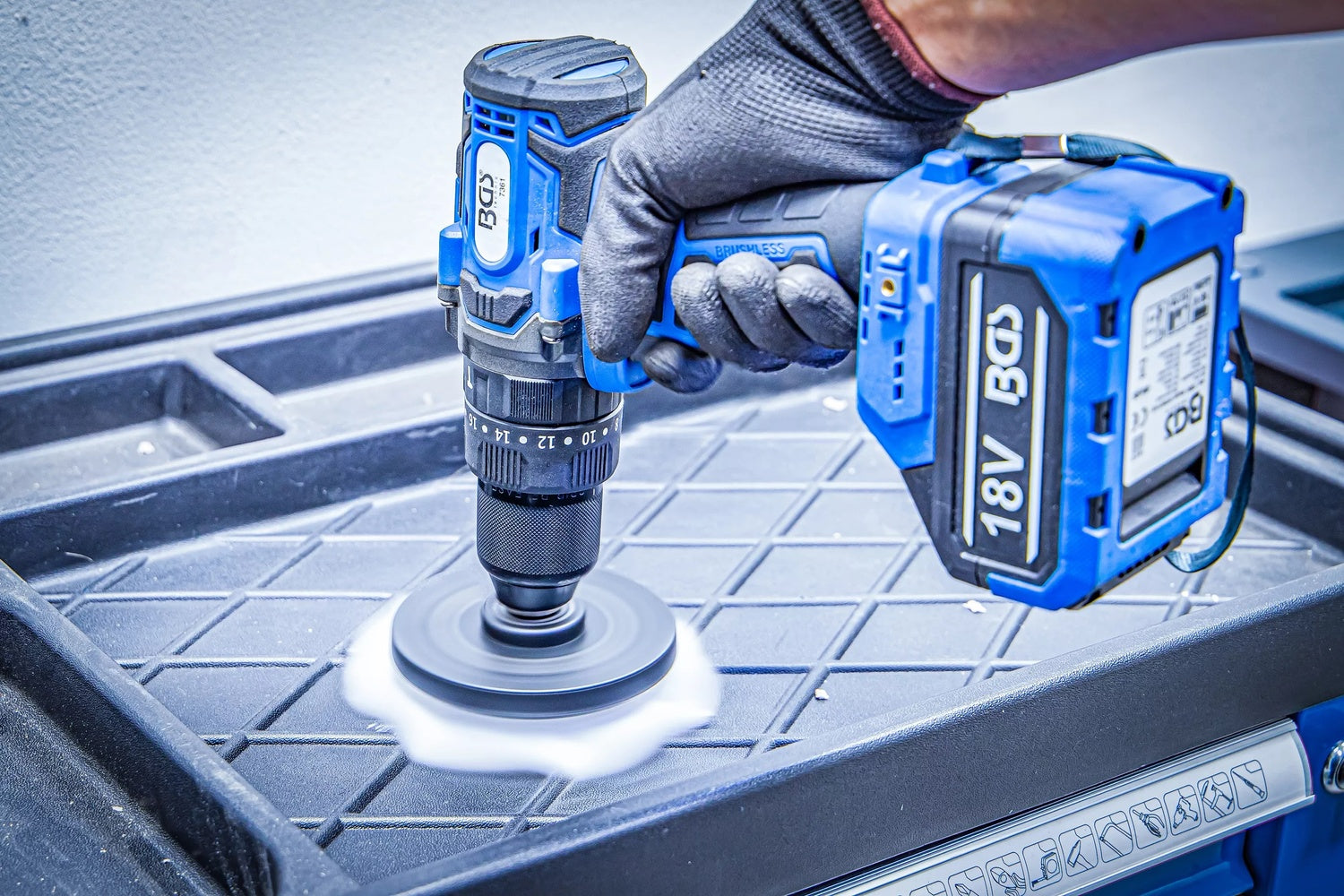 BGS 74367 Satz Schleifscheiben Polierscheiben Bürstenaufsätze für Bohrmaschinen 16 teilig