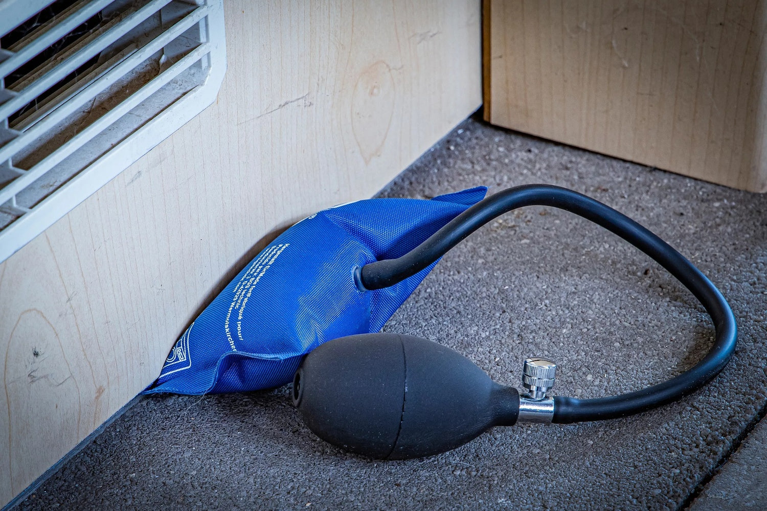 BGS 74481 Druckkissen mit Handpumpe Quadrat 165 x 150mm