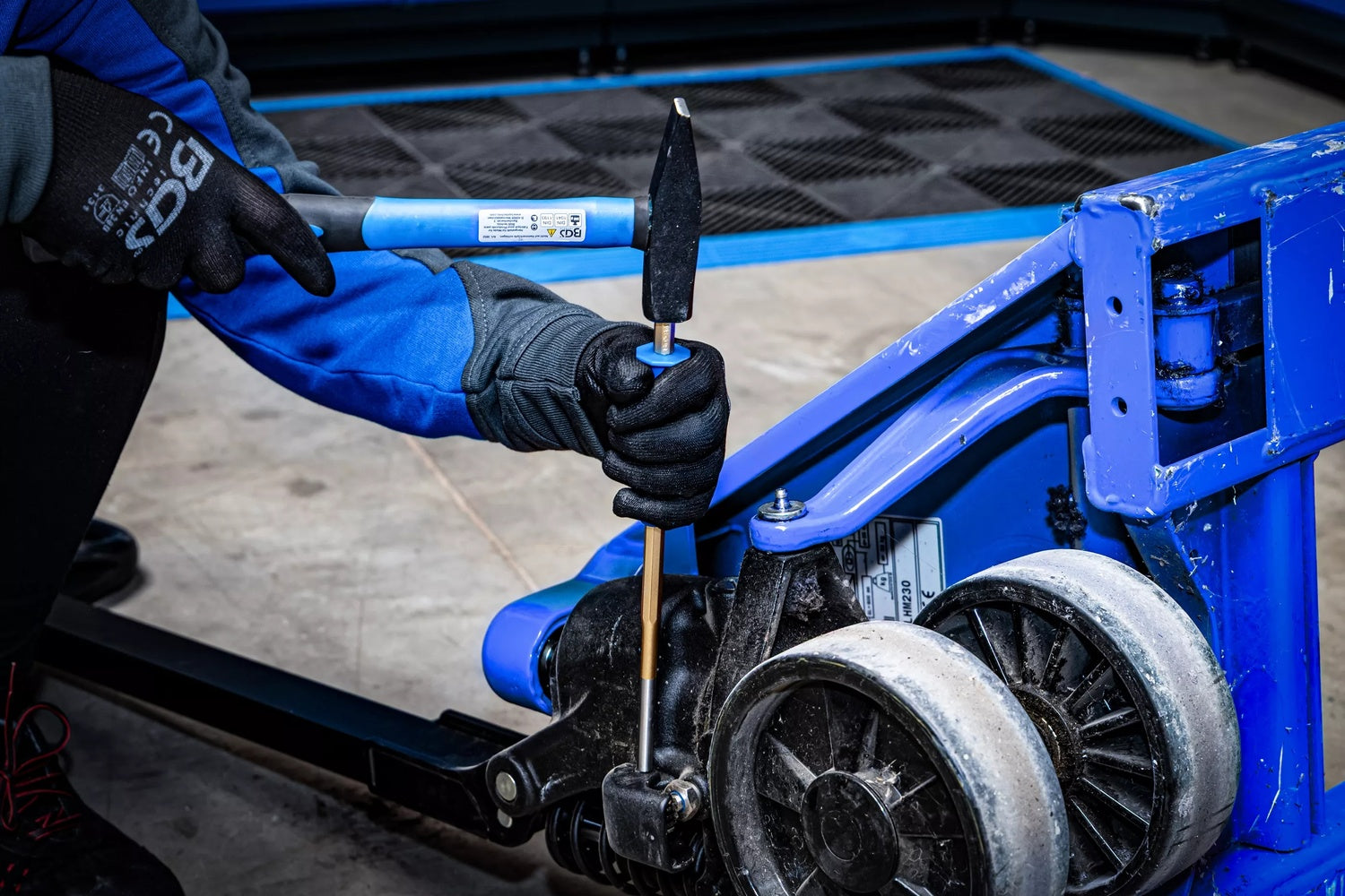 BGS 74596 Satz Splintentreiber Flachmeißel Körner mit Handschutz 13 teilig