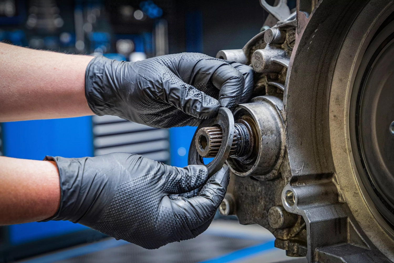 BGS 74671 Einweghandschuh Box Nitril mit extra Griffigkeit Gr. XL 100 Stück