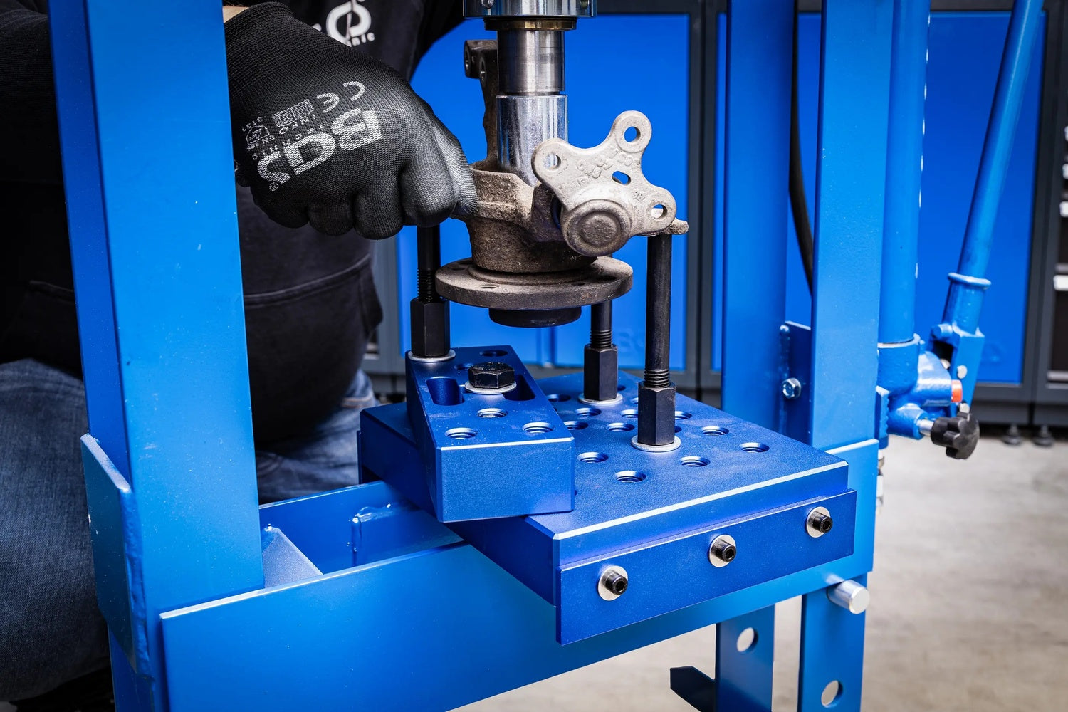 BGS 74703 Universal-Press Unterlage höhenverstellbar für Werkstattpresse Zubehör
