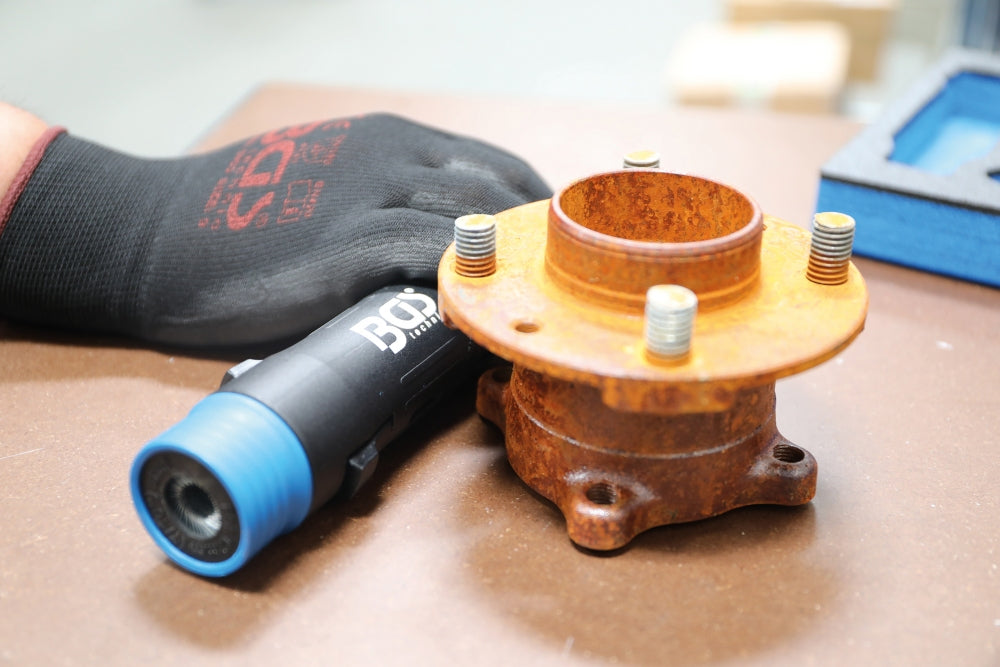 BGS 9373 Satz Reinigungsbürsten für Stehbolzen und Radmutternbolzen Werkstattwageneinlage 1/6