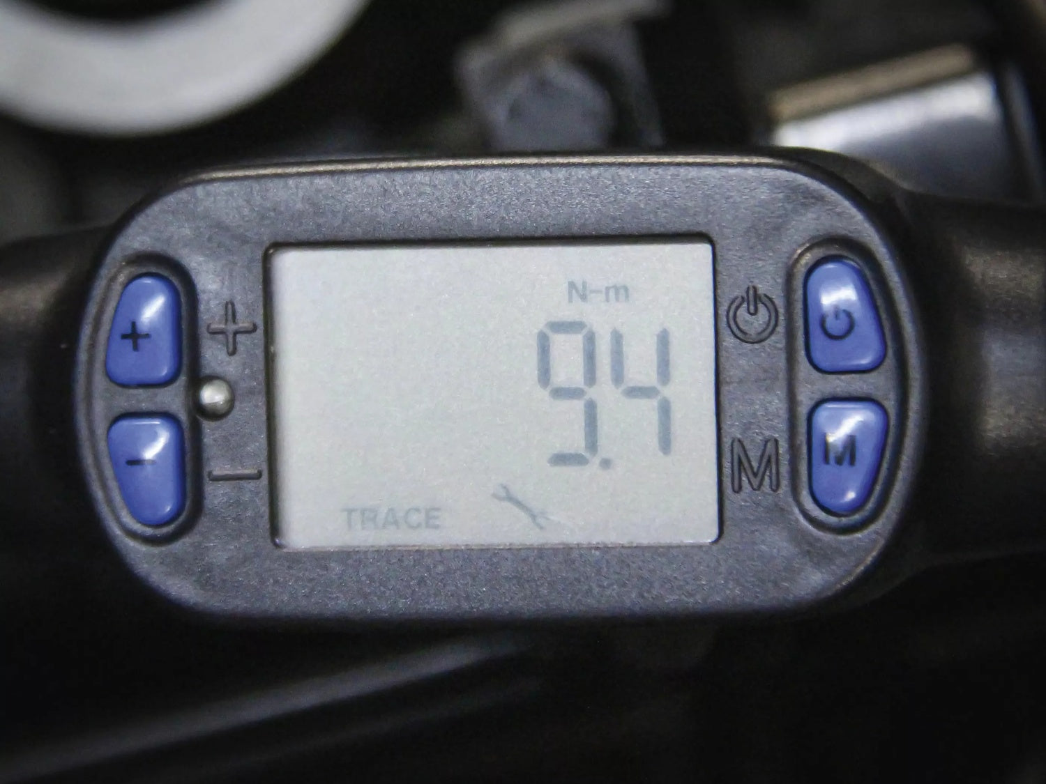 BGS 951 Digitaler Drehmomentschlüssel Meßbereich 27-135Nm Abtrieb Außenvierkant 10mm (3/8")