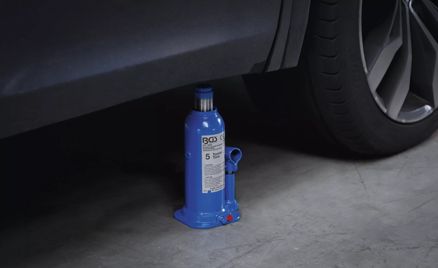 BGS 9883 Hydraulischer Wagenheber Flaschenheber für hohe Fahrzeuggewichte 5t