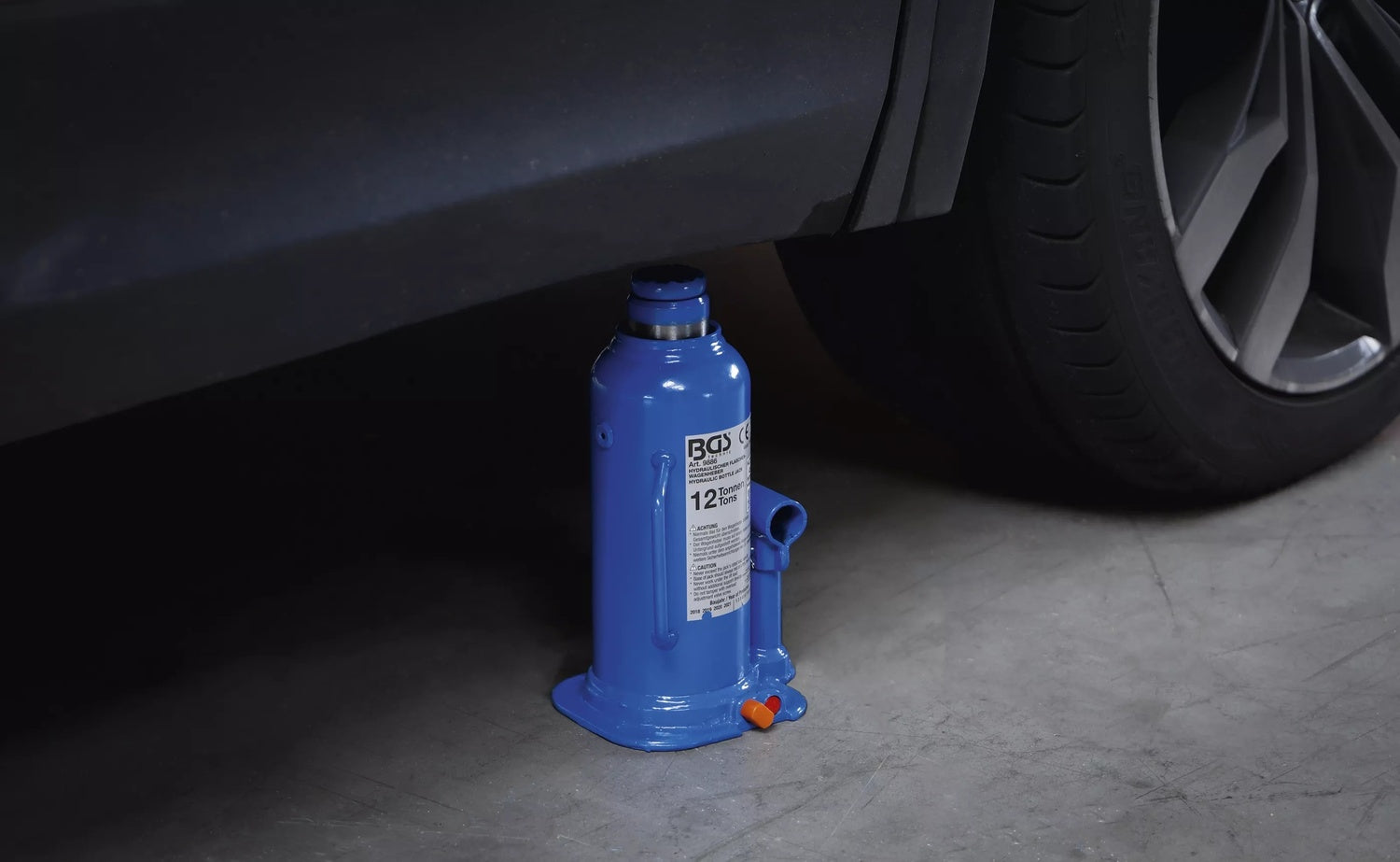 BGS 9886 Hydraulischer Wagenheber Flaschenheber für hohe Fahrzeuggewichte 12t