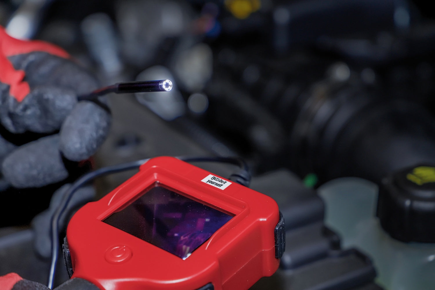 BGS DIY 63217 Endoskop Farbkamera mit TFT-Monitor Kamerakopf Ø5,5mm