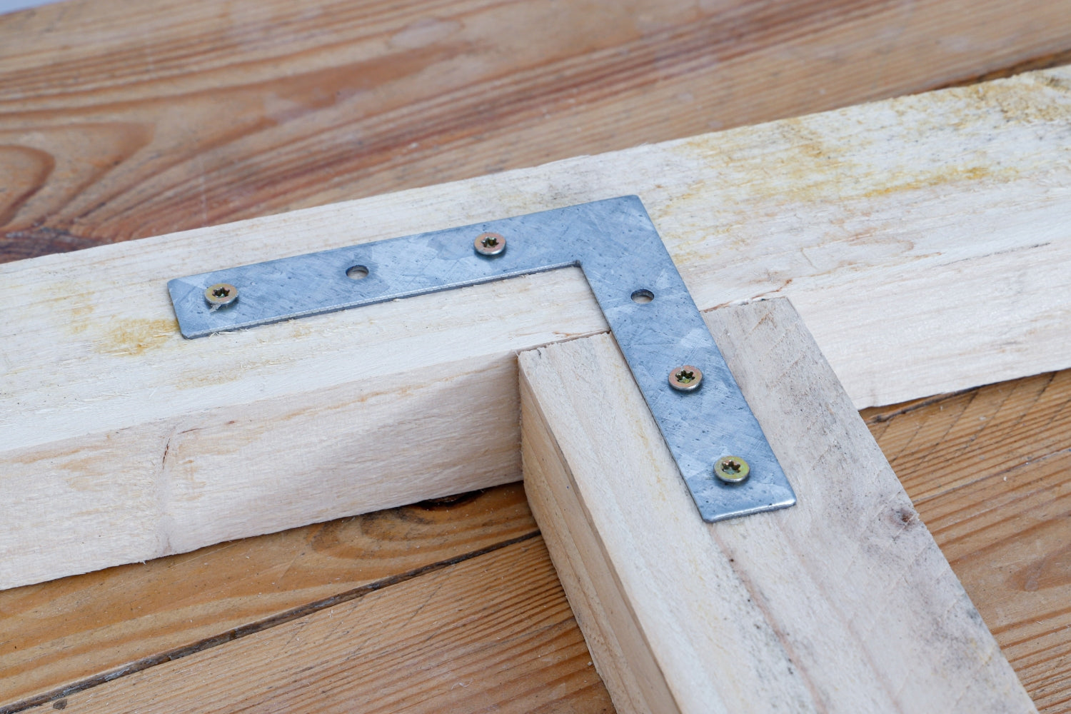 BGS DIY 80923 Satz L-Winkel 100 x 100 x 15mm 4 teilig