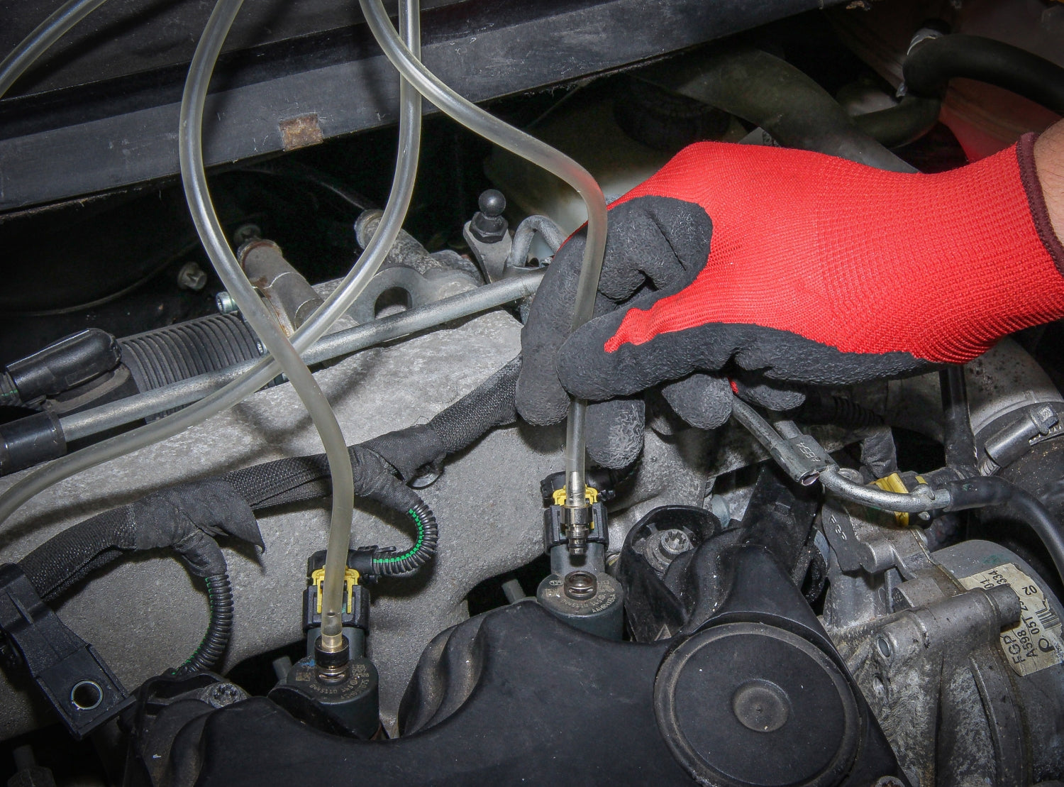 BGS DIY 98106 Tester für Common-Rail-Motoren inklusive 32 Adaptern