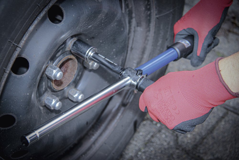 BGS DIY 6835 Kreuzschlüssel / Drehmomentschlüssel Abtrieb Außenvierkant 12,5mm (1/2") 70 - 170Nm