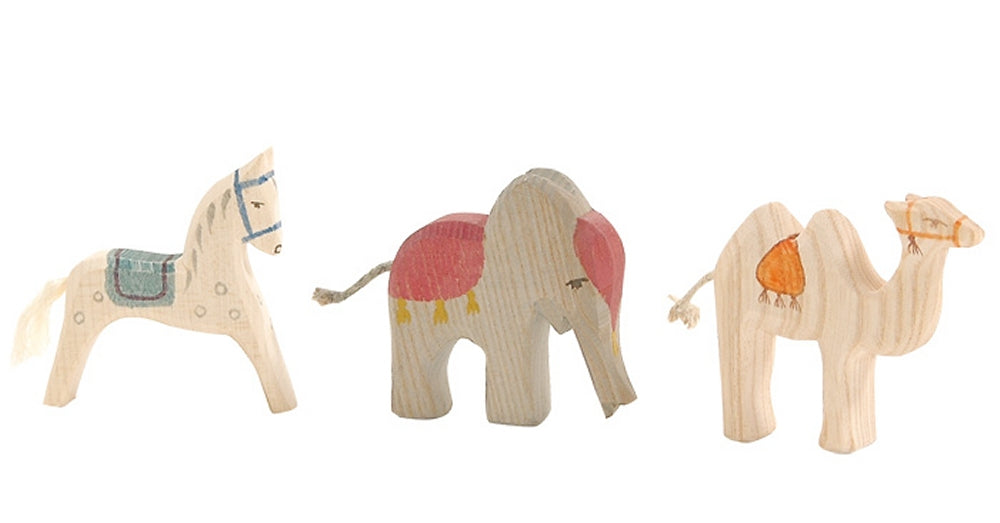 OSTHEIMER 66540 Königstiere Serie MINI 3 teilig mit Holzkiste Weihnachtskrippen Miniaturen