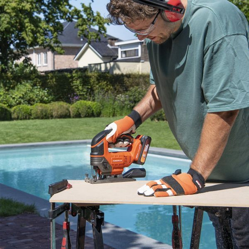 VARO POWDP25300 Powerplus Akku Stichsäge 20V mit Zubehör ohne Batterie und Ladegerät