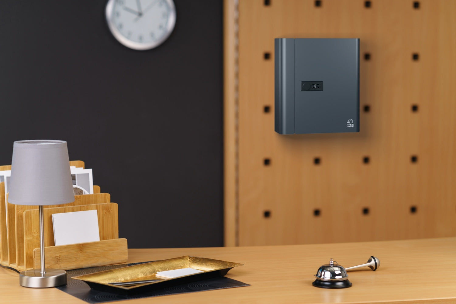 BASI 2170-1048 Schlüsselkassette SK 80 mit 48 Haken Schlüsseltresor Schlüsselsafe