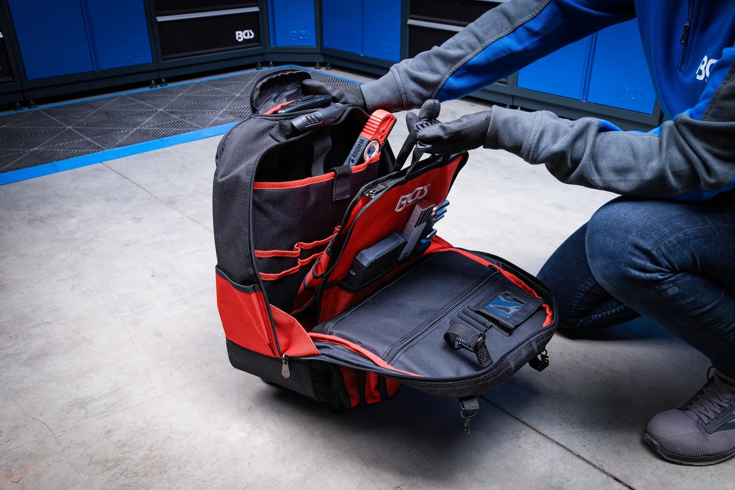 BGS 3348 VDE Werkzeugrucksack mit Teleskopgriff fahrbar 27 teilig Werkzeug Sortiment