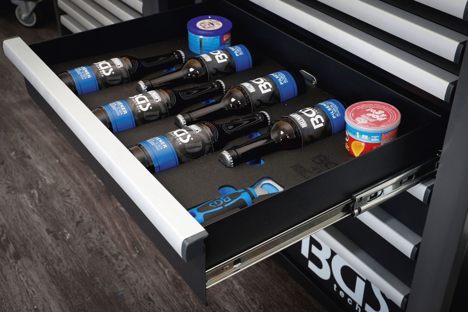 BGS 4190-1 Werkstattwageneinlage 3/3 Leer für Bier Chips Erdnüsse und Flaschenöffner