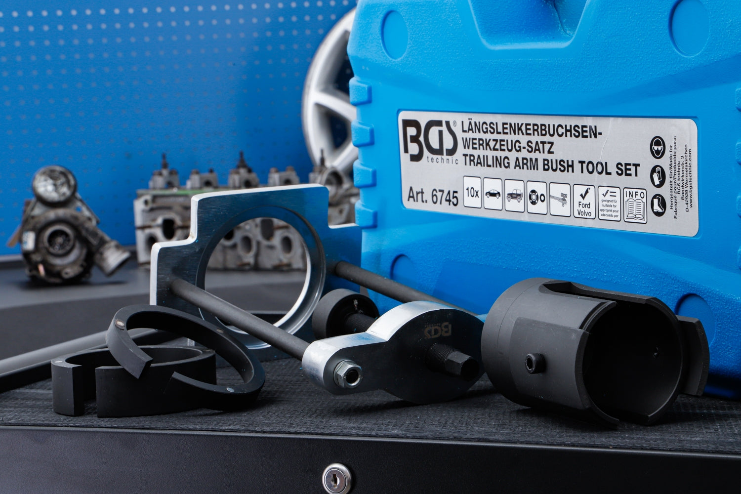 BGS 6745 Satz Werkzeug zum Ersetzen der hinteren Längslenkerbuchsen für Ford und Volvo