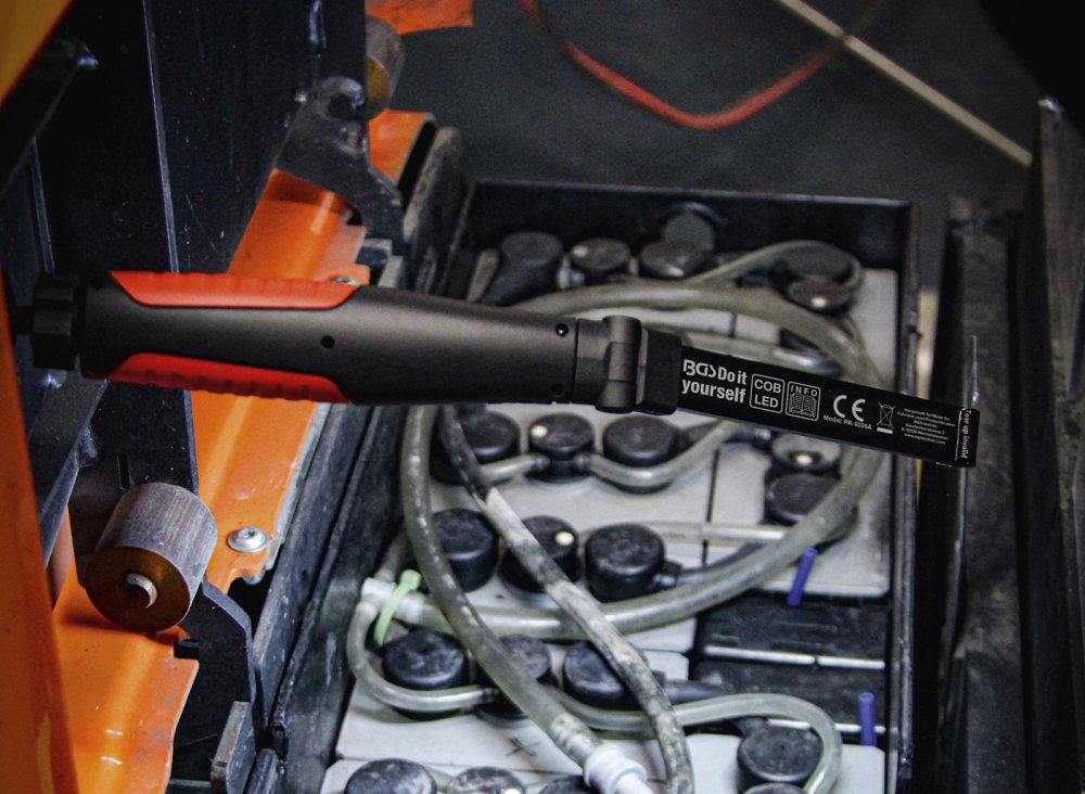 BGS DIY 6783 Akku Knicklampe mit COB-LED 5W