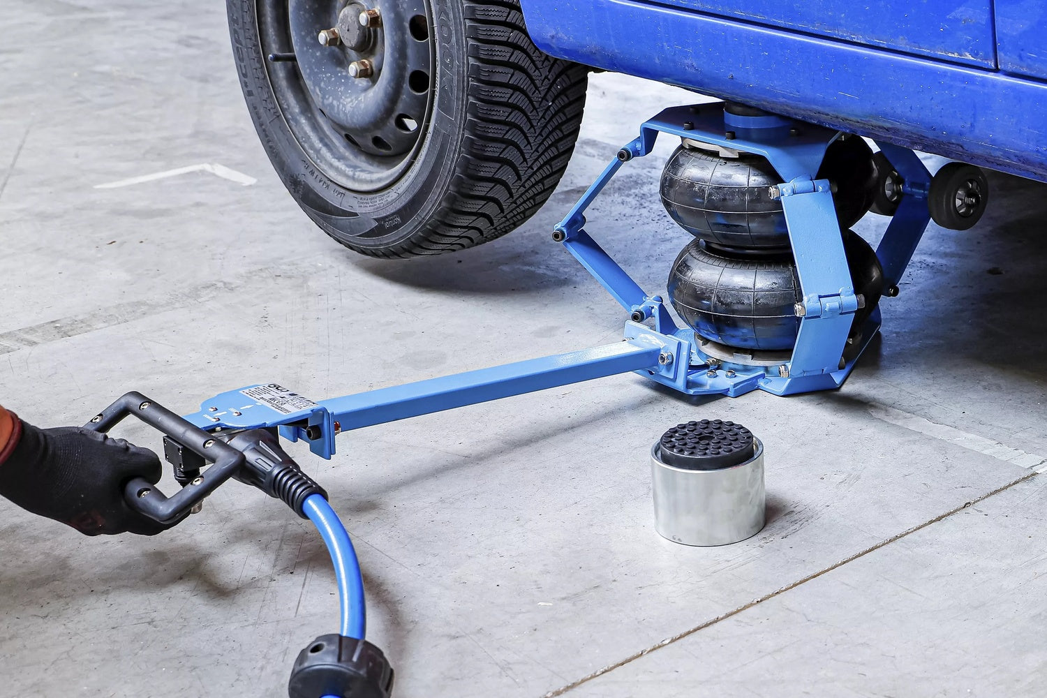 BGS 71009 Pneumatischer Ballon Wagenheber Ballonwagenheber fahrbar max. 410mm 2000kg