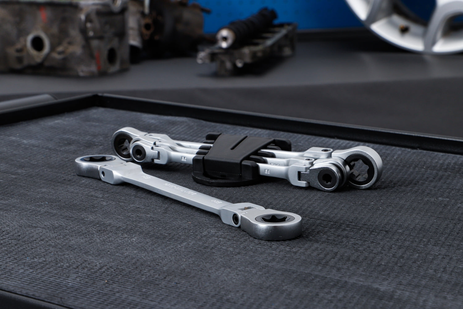 BGS 71028 Satz Doppel Ratschenringschlüssel abwinkelbar mit E-Profil Ringköpfen SW E6 - E24