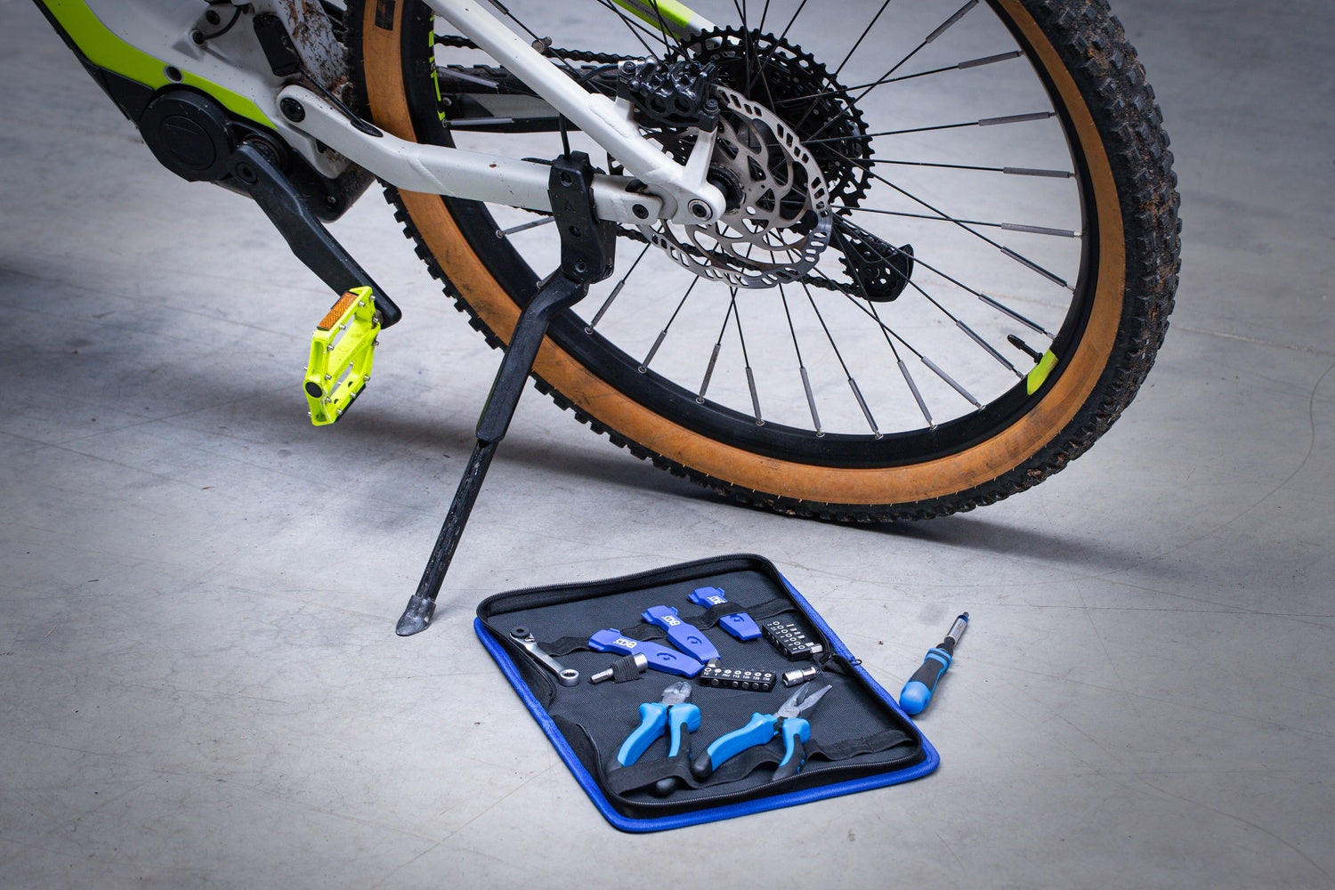 BGS 74515 Satz Werkzeug für Fahrrad 26 teilig Fahrradreparatur