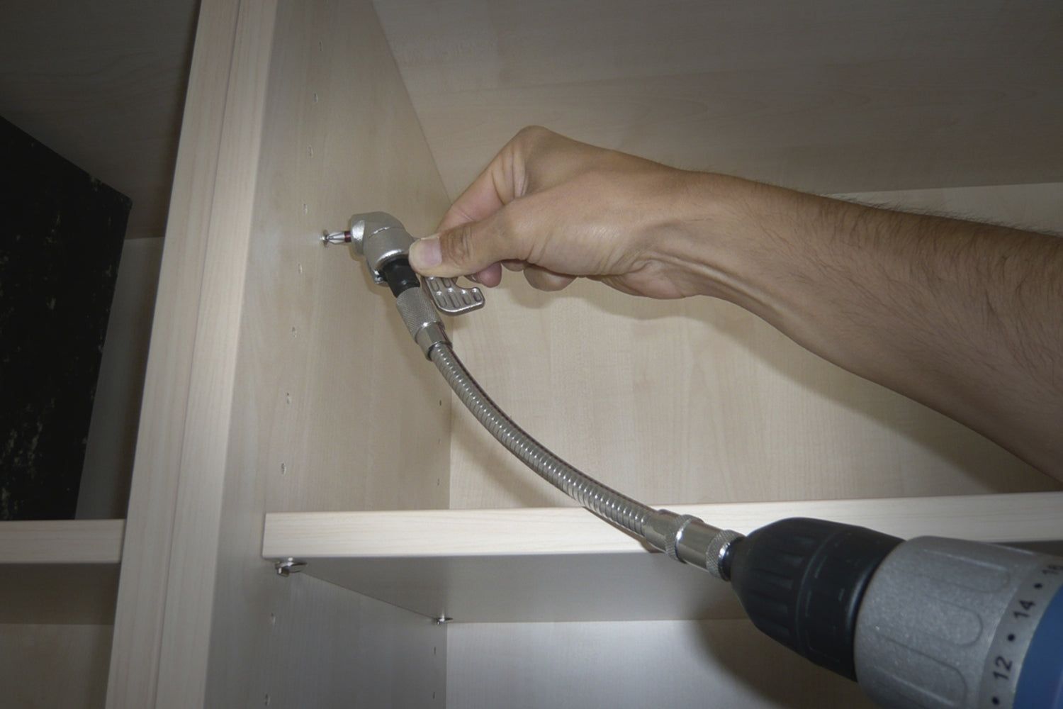 BGS DIY 4845 Flexible Winkelschrauberverlängerung Bitaufnahme 6,3mm (1/4") Länge 310mm