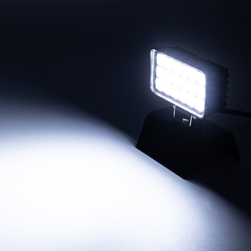 KAMAR L0169 LED Arbeitsscheinwerfer 18x LED mit Schalter Flood 12/24 Volt
