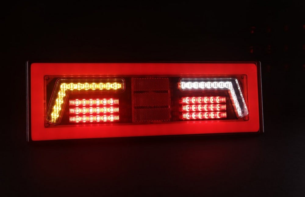 KAMAR L1829 LED Rückleuchte 102x LED rechts mit Kabel 12/24 Volt