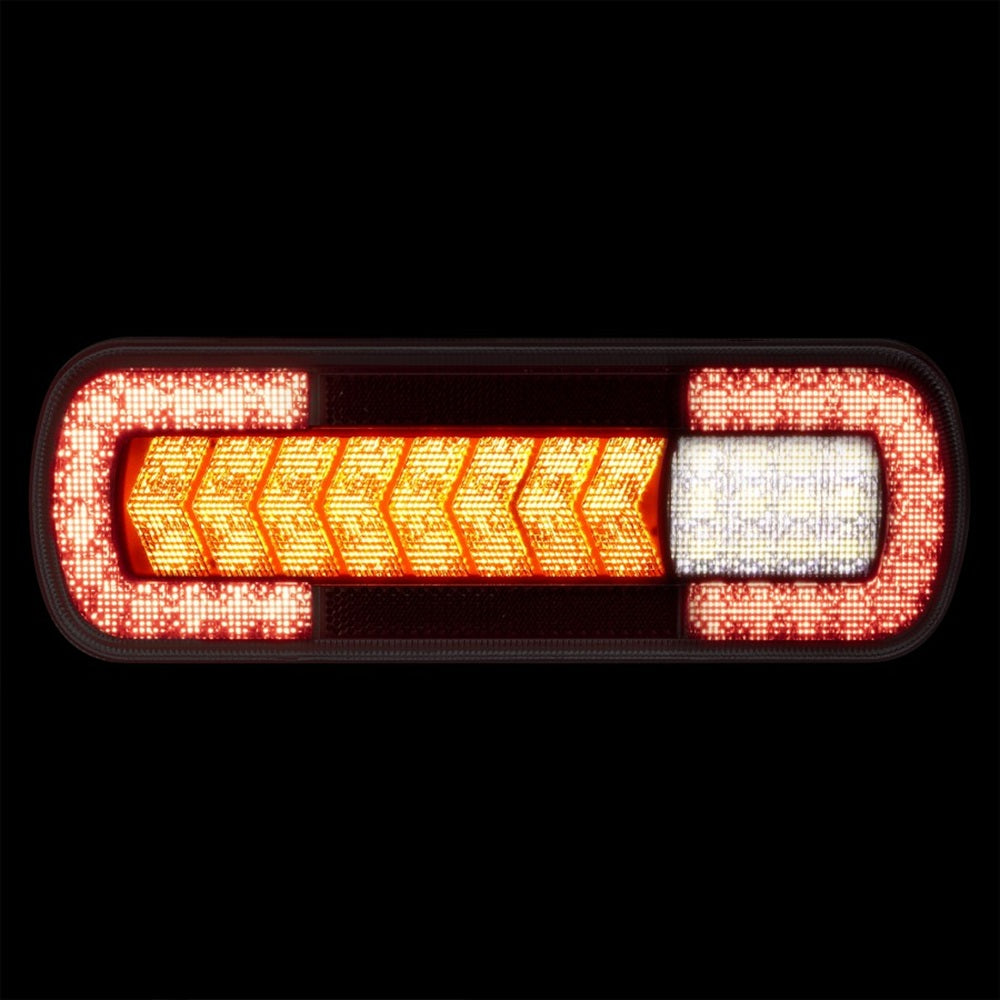 KAMAR L1830 LED Heckleuchte mit dynamischem Blinklicht 64x LED 12/24 Volt
