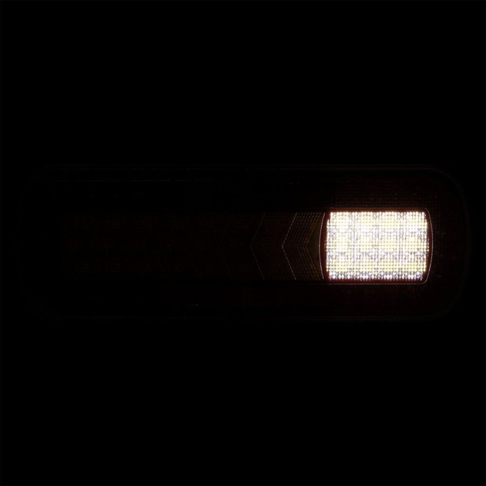KAMAR L1830 LED Heckleuchte mit dynamischem Blinklicht 64x LED 12/24 Volt