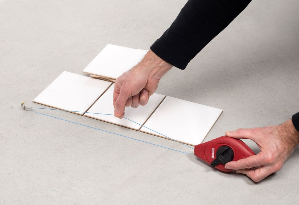 KRT708001 Set 30 Meter Schlagschnur mit Pulver und Wasserwaage